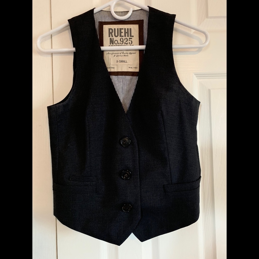 Ruehl wool vest